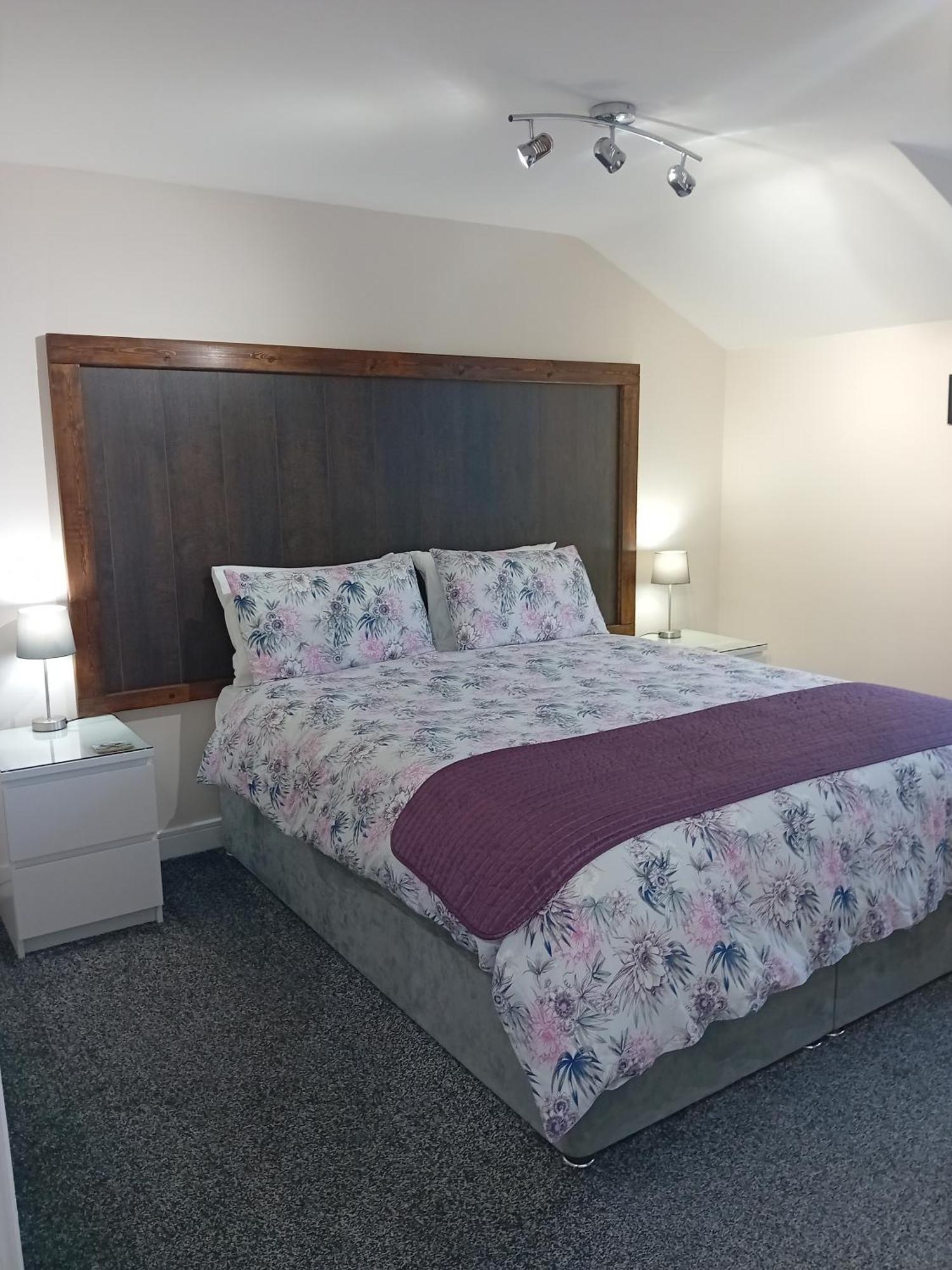 Middle House Bed and Breakfast Κόβεντρι Εξωτερικό φωτογραφία