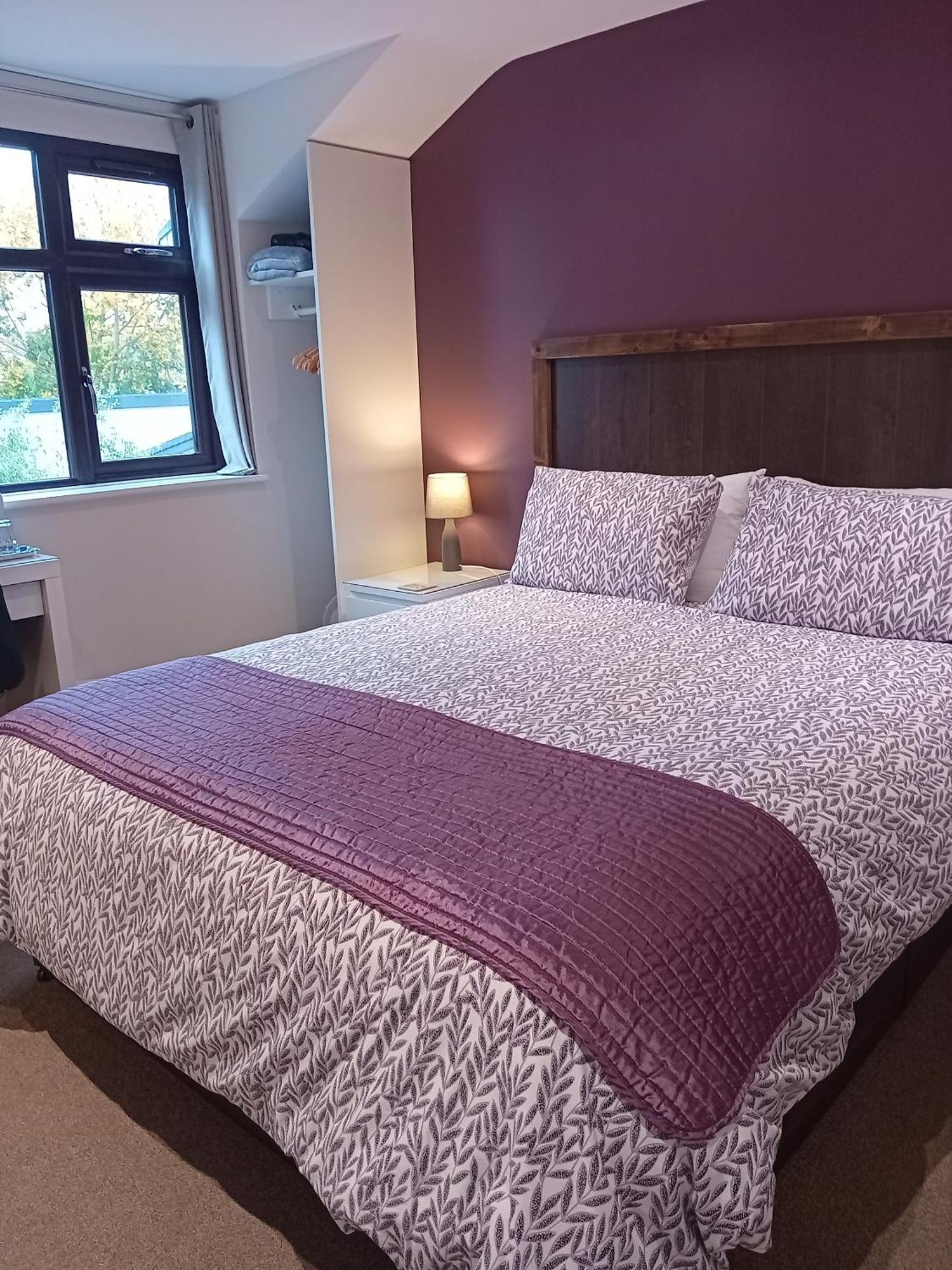 Middle House Bed and Breakfast Κόβεντρι Εξωτερικό φωτογραφία