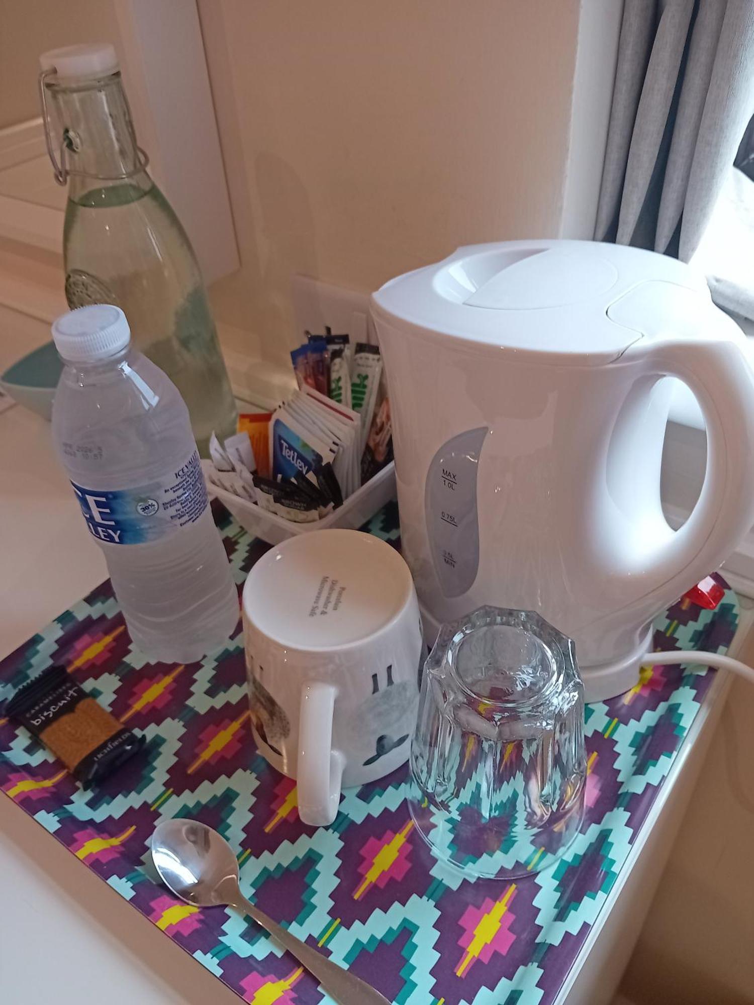 Middle House Bed and Breakfast Κόβεντρι Εξωτερικό φωτογραφία