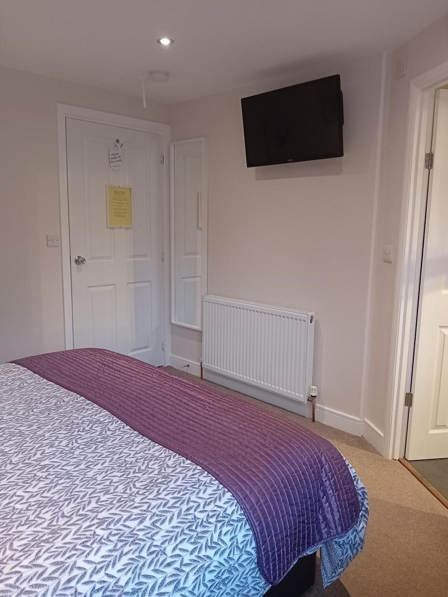 Middle House Bed and Breakfast Κόβεντρι Εξωτερικό φωτογραφία