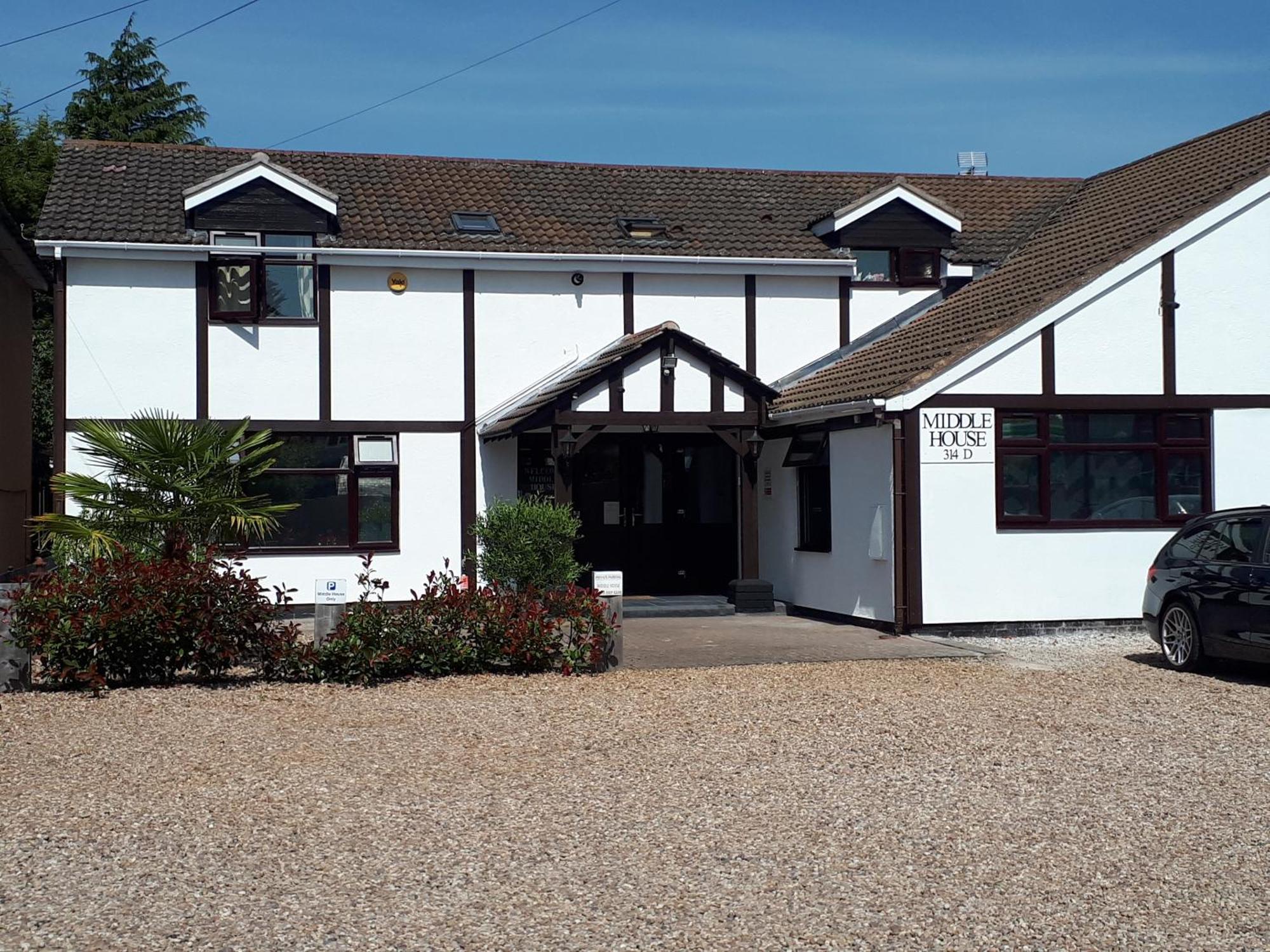 Middle House Bed and Breakfast Κόβεντρι Εξωτερικό φωτογραφία