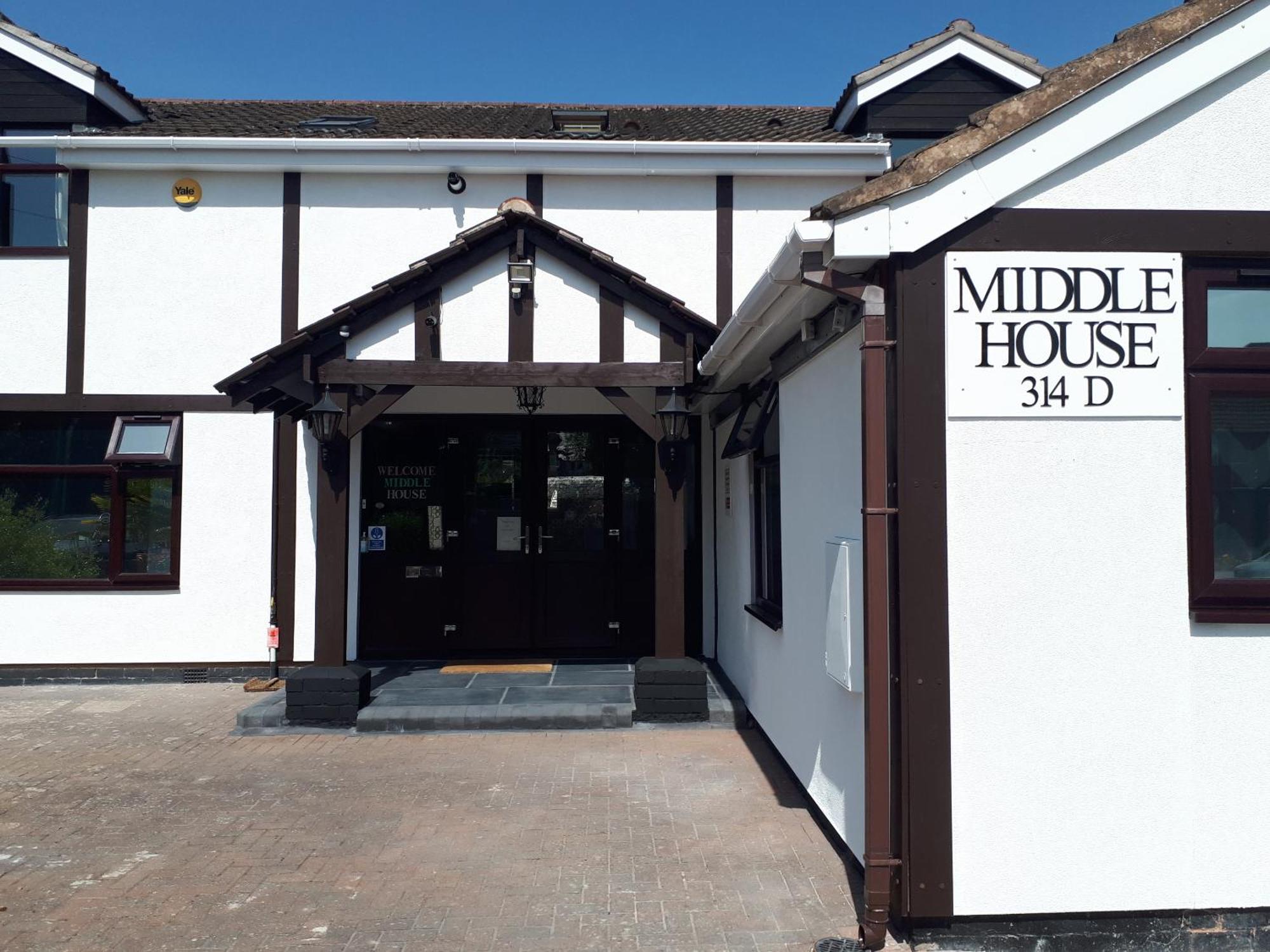 Middle House Bed and Breakfast Κόβεντρι Εξωτερικό φωτογραφία
